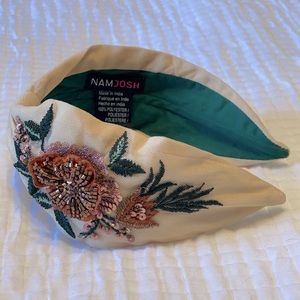 Namjosh hairband/headband in cream tulle